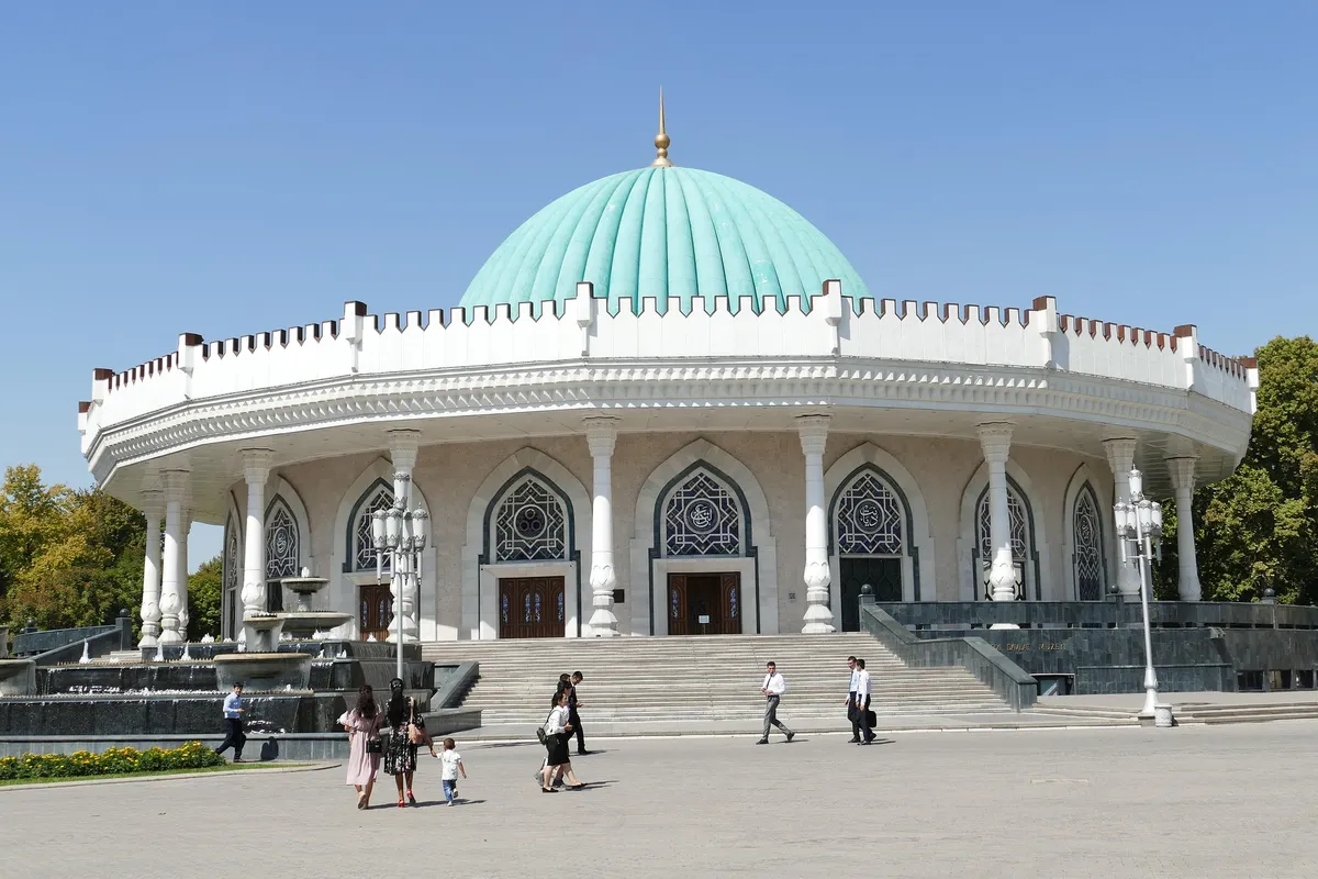 Uzbekistan Essentials, photo 1