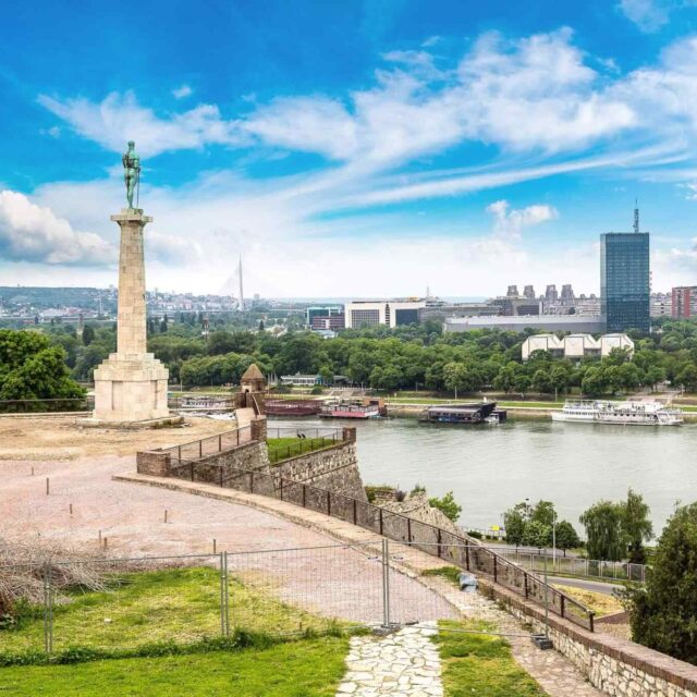 https://almabooking.com/wp-content/uploads/2018/09/destination-belgrade-06-640x640.jpg
